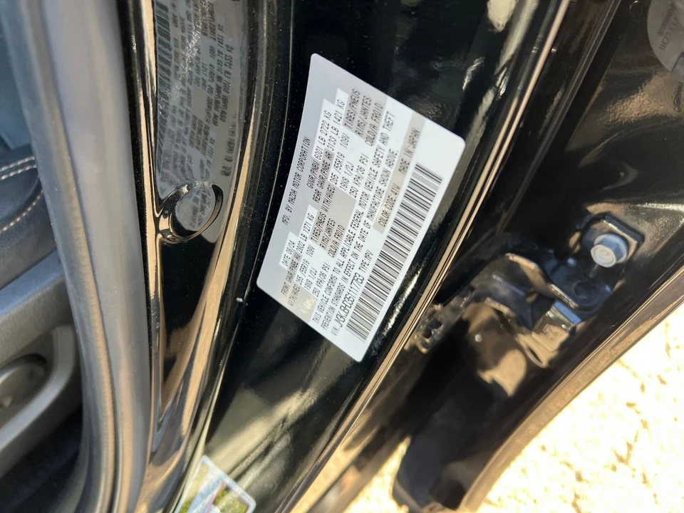 2025 Mazda CX-70 - Image 27 of 31