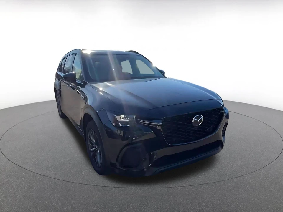 2025 Mazda CX-70 - Image 3 of 31