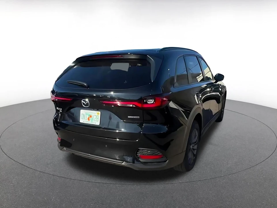 2025 Mazda CX-70 - Image 11 of 31