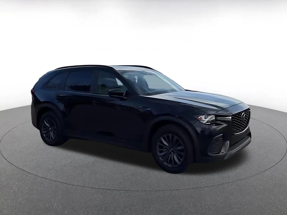 2025 Mazda CX-70 - Image 2 of 31