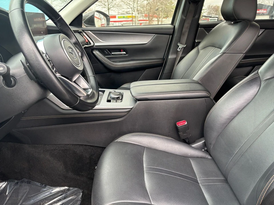 2025 Mazda CX-70 - Image 21 of 31