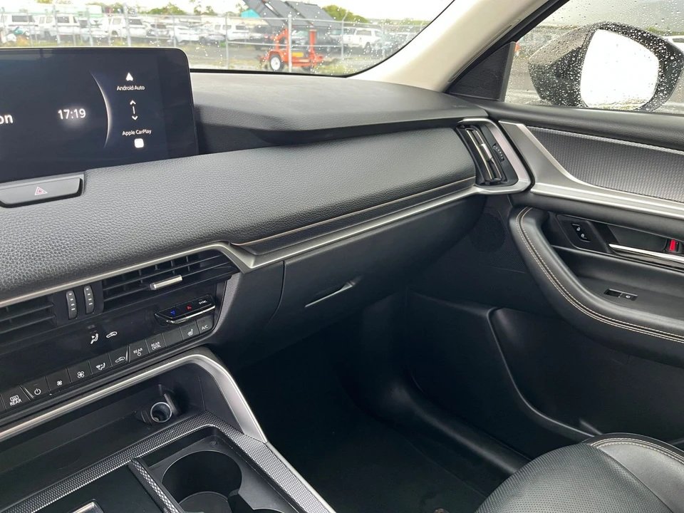 2025 Mazda CX-70 - Image 27 of 31