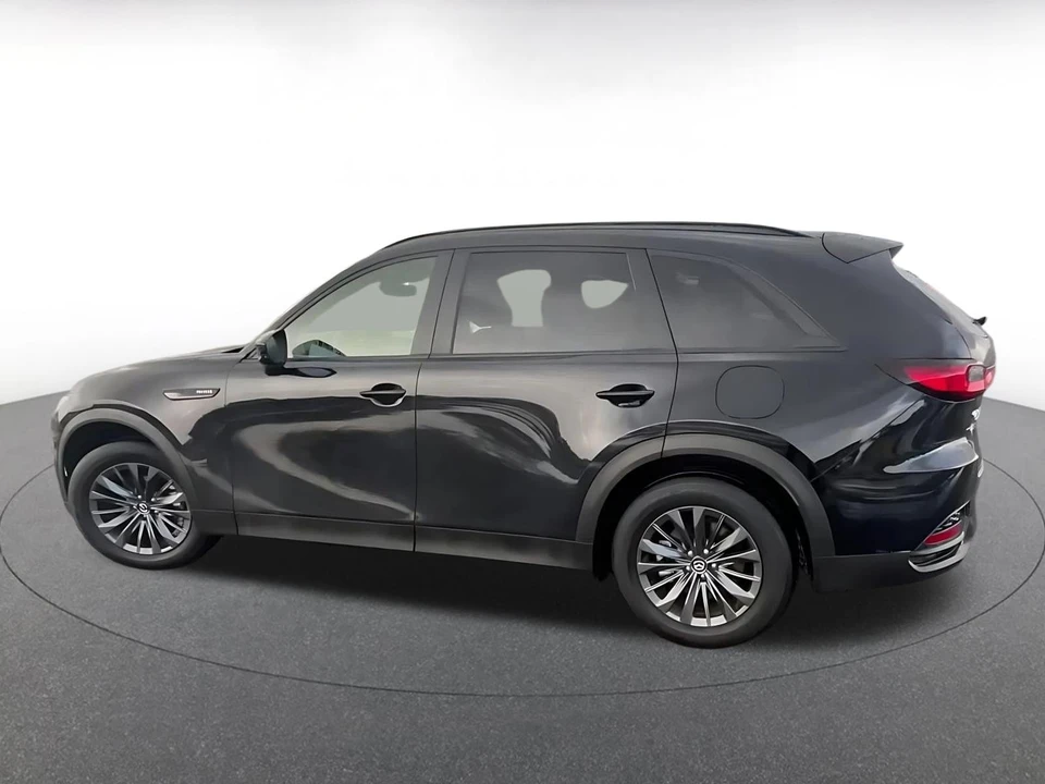 2025 Mazda CX-70 - Image 11 of 31