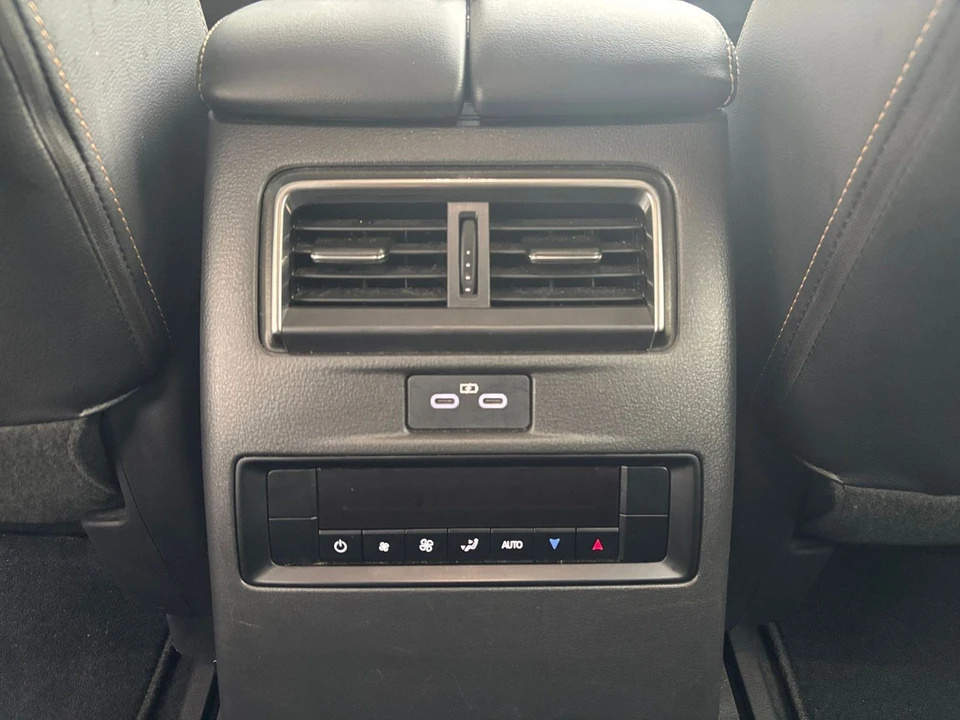 2025 Mazda CX-70 - Image 27 of 31