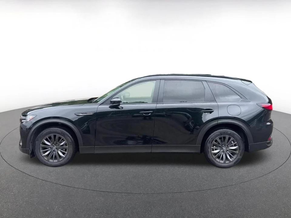 2025 Mazda CX-70 - Image 9 of 31