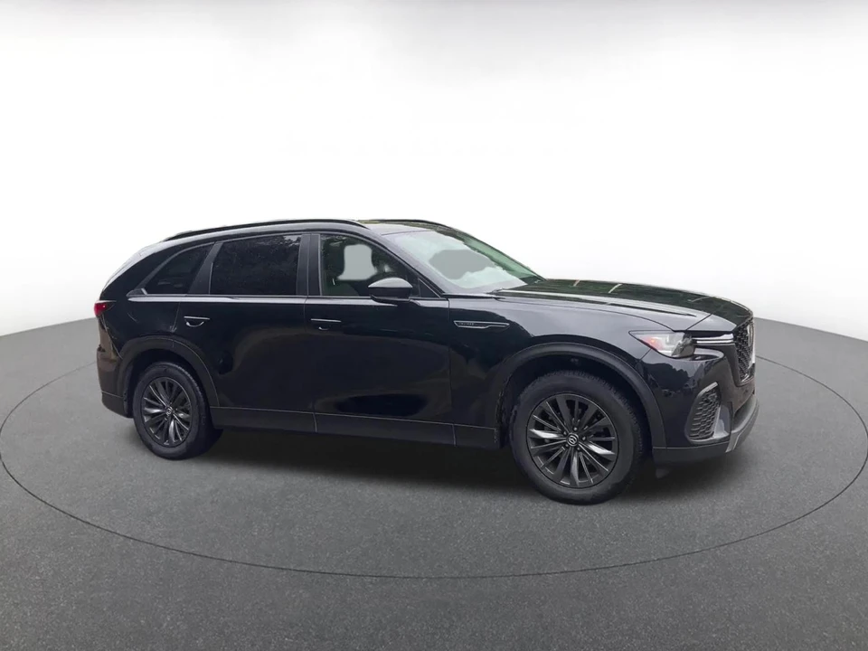 2025 Mazda CX-70 - Image 2 of 31