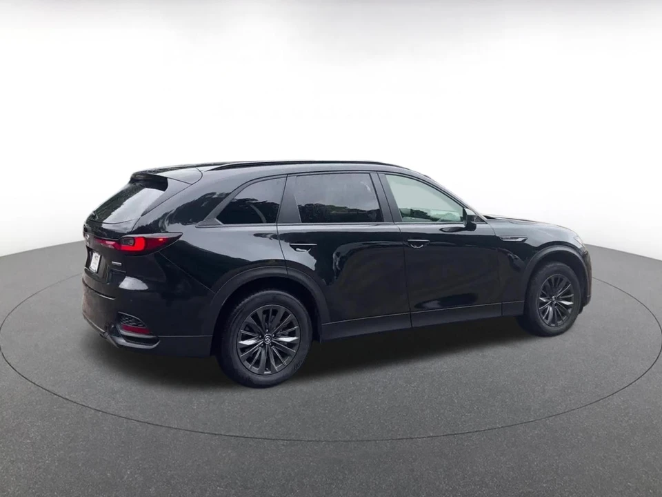 2025 Mazda CX-70 - Image 16 of 31