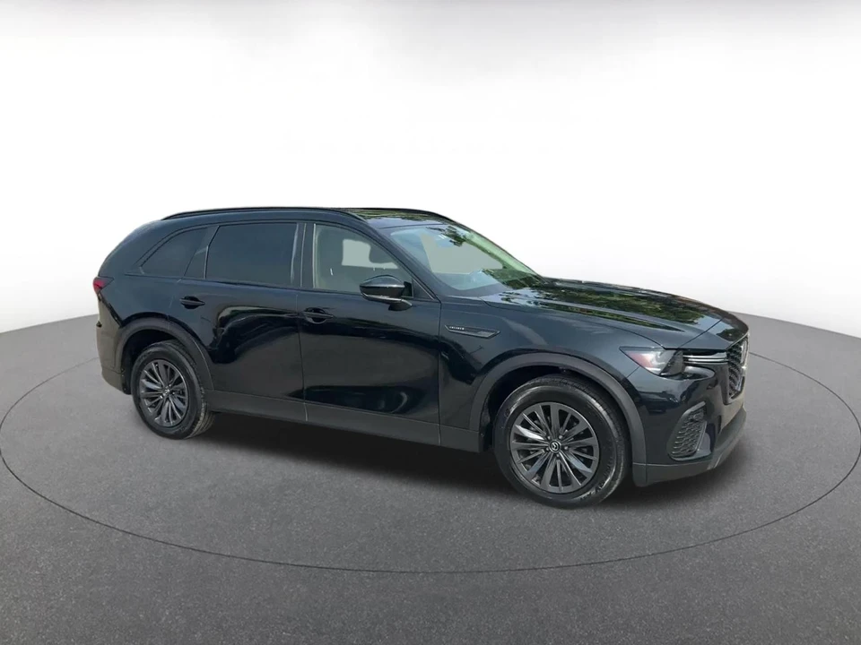 2025 Mazda CX-70 - Image 2 of 31