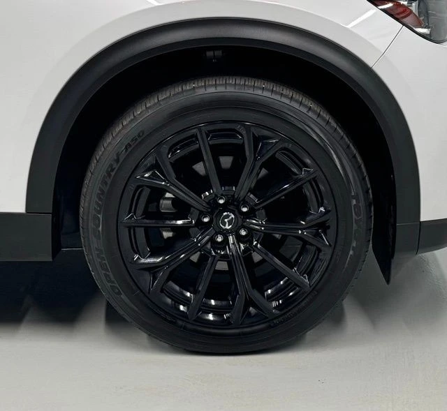 2025 Mazda CX-70 - Image 26 of 29