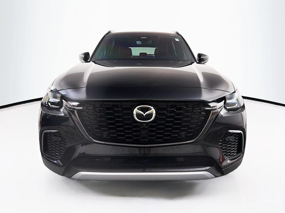 2025 Mazda CX-70 - Image 2 of 31