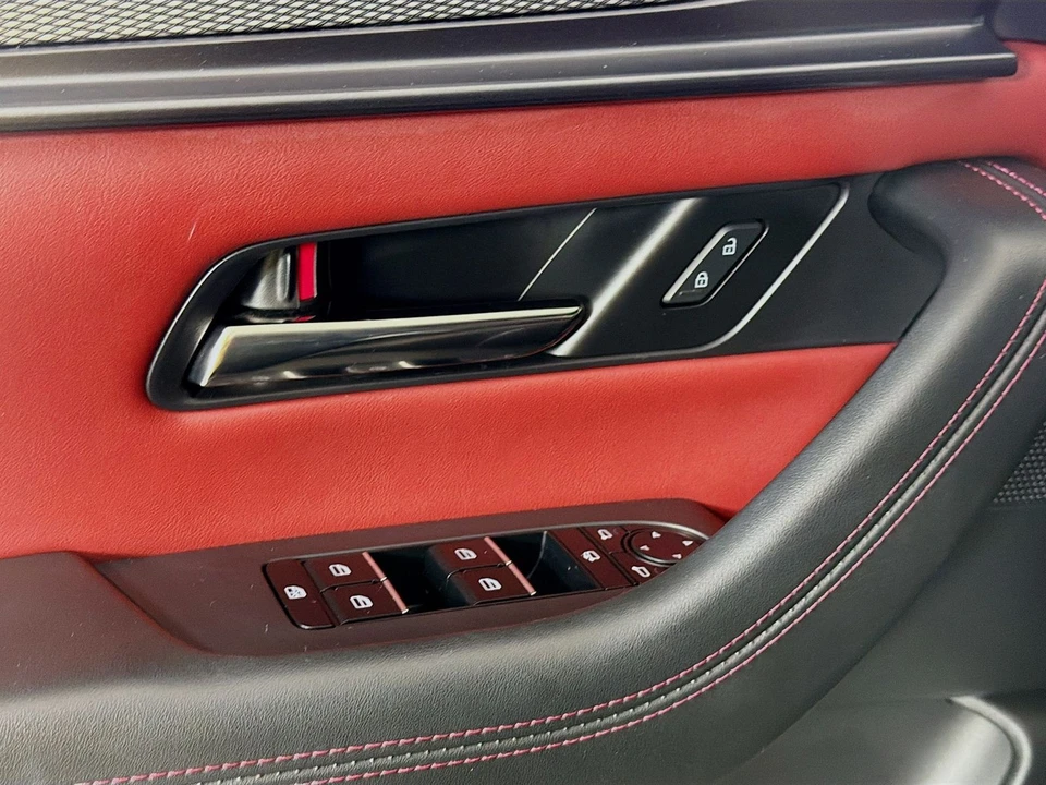 2025 Mazda CX-70 - Image 22 of 31