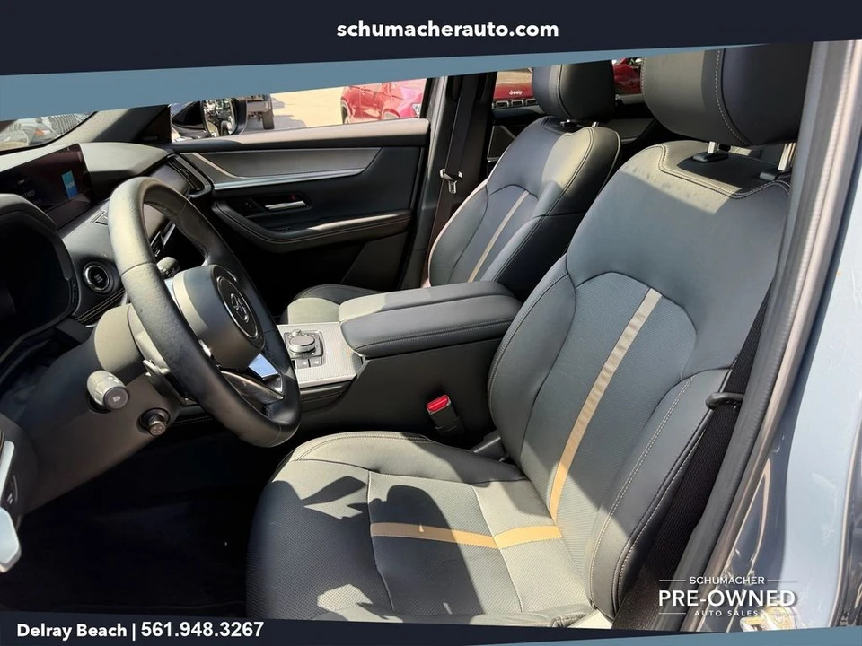 2025 Mazda CX-70 - Image 11 of 31