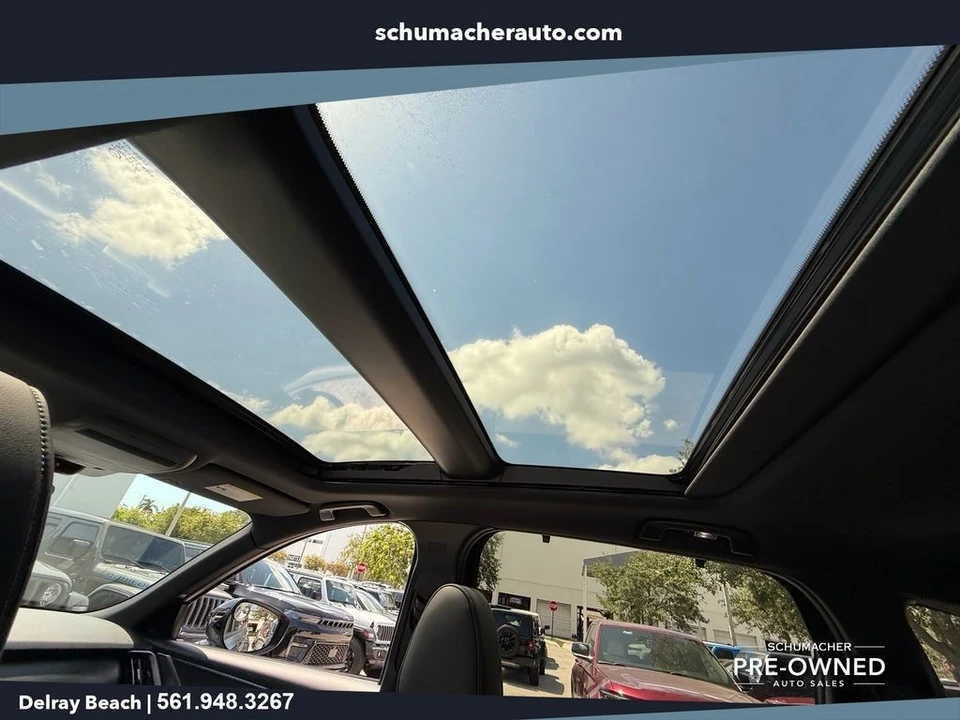 2025 Mazda CX-70 - Image 14 of 31