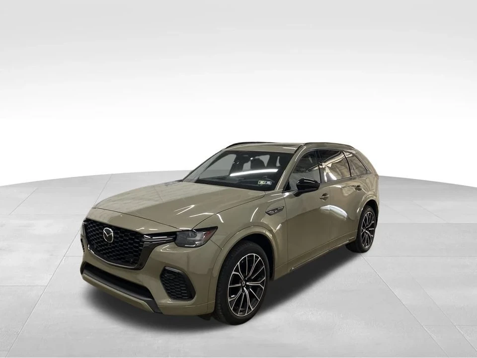 2025 Mazda CX-70 - Image 2 of 12