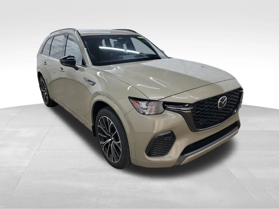 2025 Mazda CX-70 - Image 2 of 12
