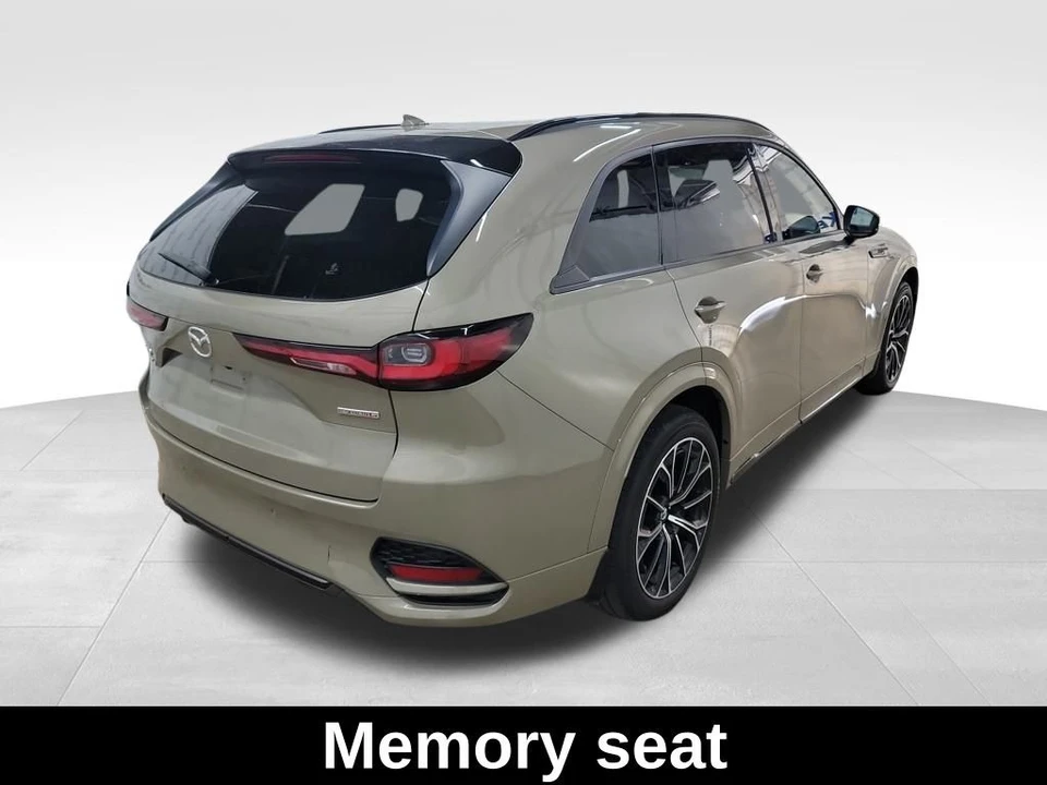 2025 Mazda CX-70 - Image 8 of 12