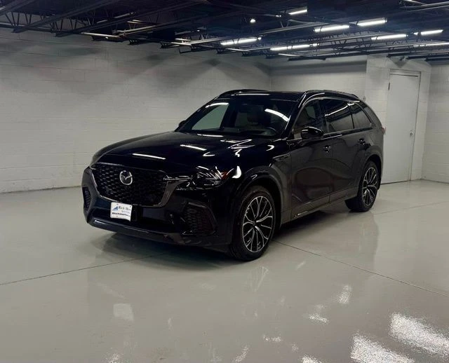 2025 Mazda CX-70 - Image 2 of 29