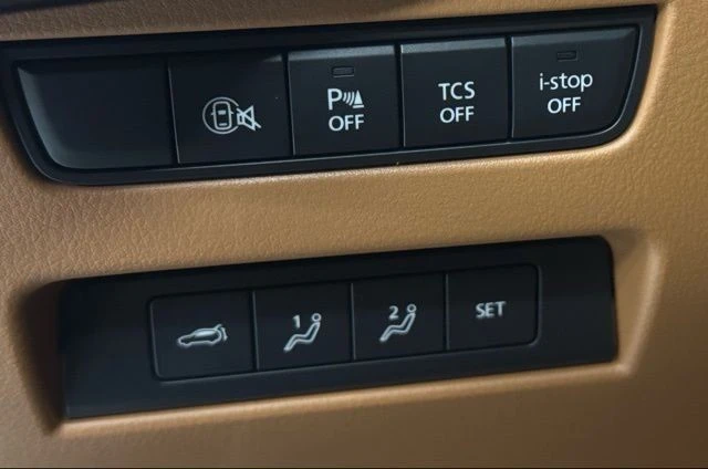 2025 Mazda CX-70 - Image 23 of 29