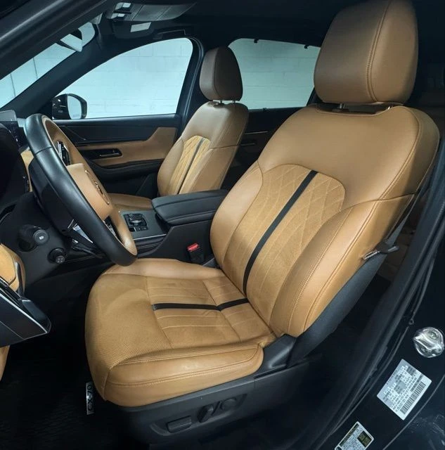 2025 Mazda CX-70 - Image 15 of 21