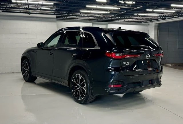 2025 Mazda CX-70 - Image 4 of 21