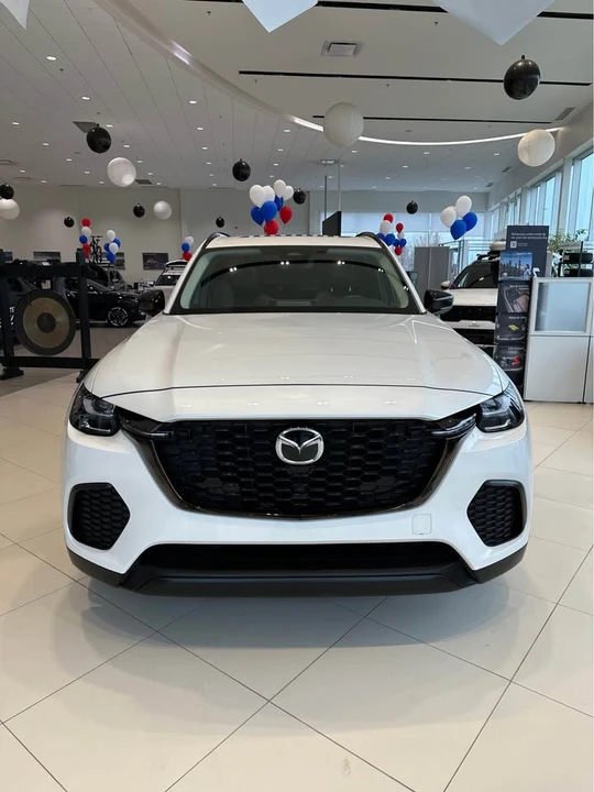 2025 Mazda CX-70 - Image 3 of 7
