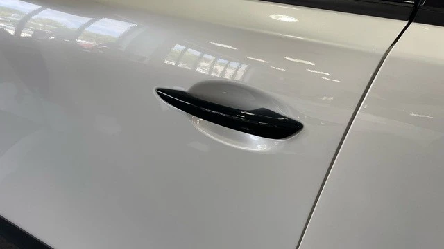 2025 Mazda CX-70 - Image 13 of 31