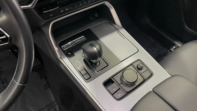 2025 Mazda CX-70 - Image 29 of 31