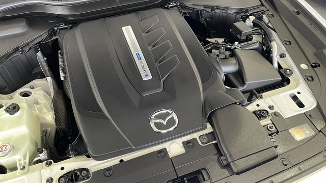 2025 Mazda CX-70 - Image 20 of 31