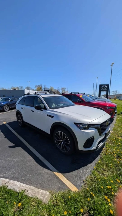2025 Mazda CX-70 - Image 4 of 4