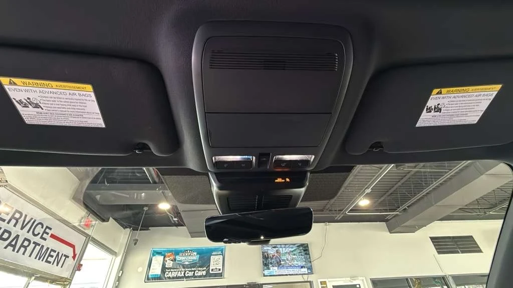 2025 Mazda CX-70 - Image 28 of 31