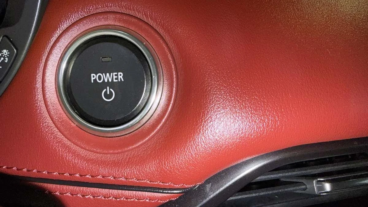 2025 Mazda CX-70 - Image 20 of 31