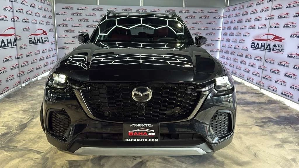 2025 Mazda CX-70 - Image 2 of 31