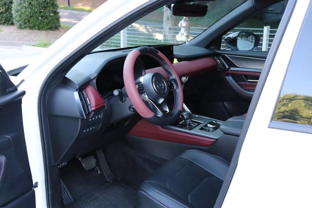 2025 Mazda CX-70 - Image 9 of 17