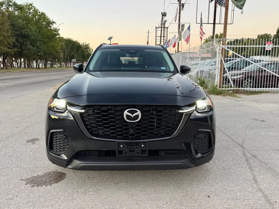2025 Mazda CX-70 - Image 2 of 14