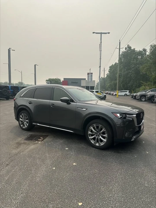 2025 Mazda CX-90 - Image 9 of 10