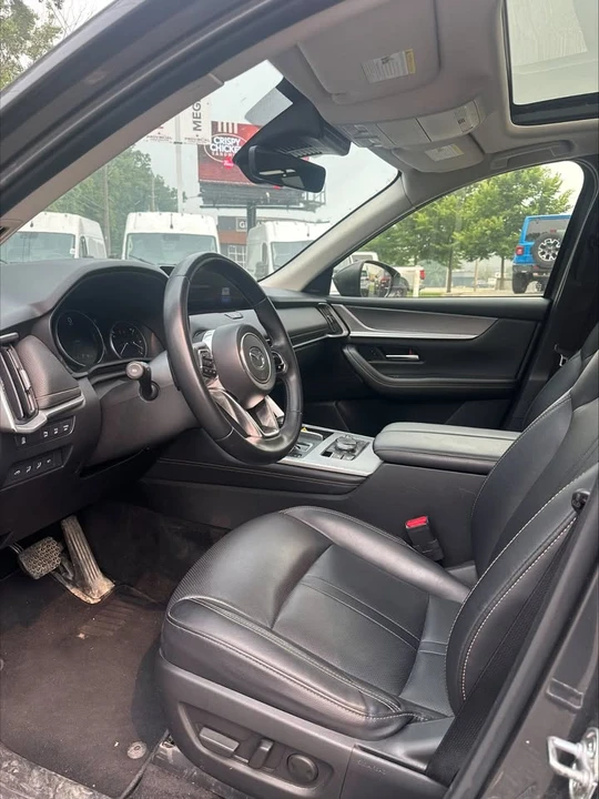 2025 Mazda CX-90 - Image 5 of 10