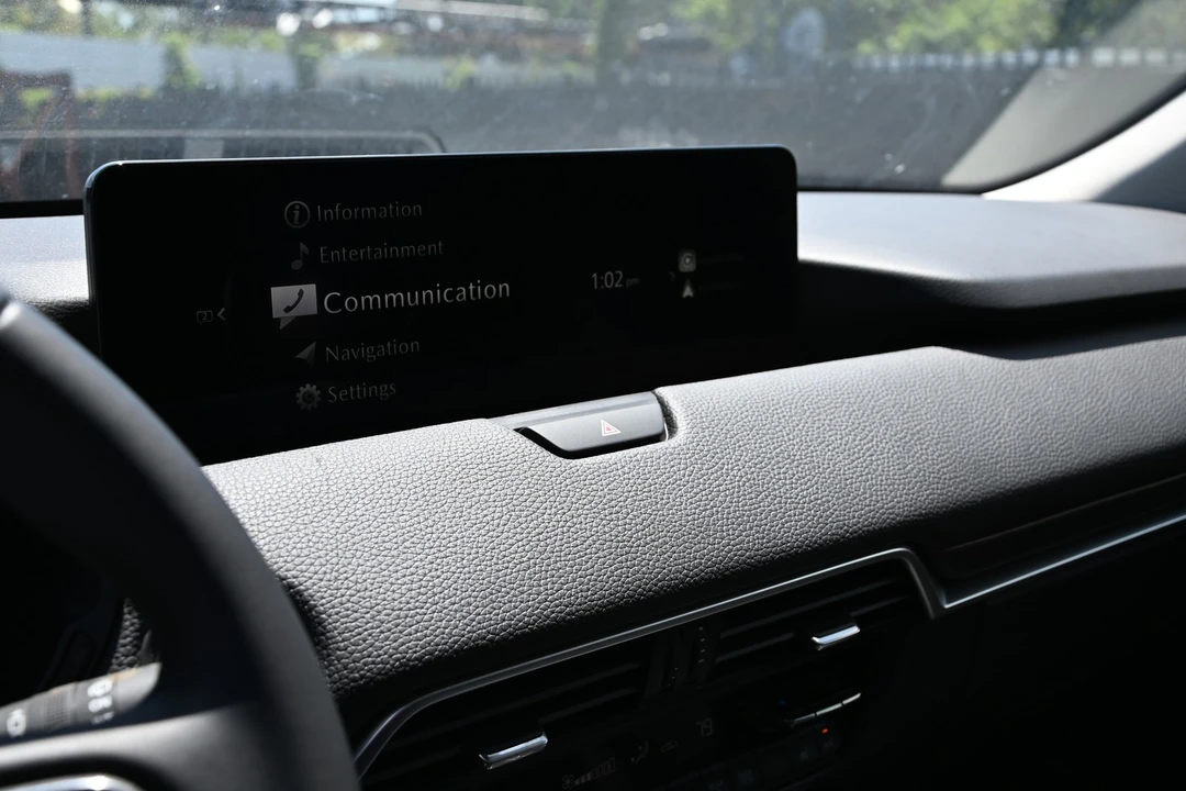 2025 Mazda CX-90 - Image 11 of 21