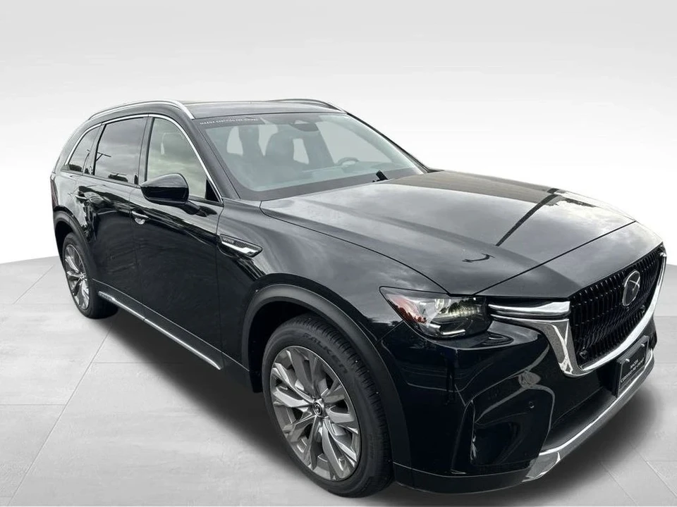 2025 Mazda CX-90 - Image 9 of 12