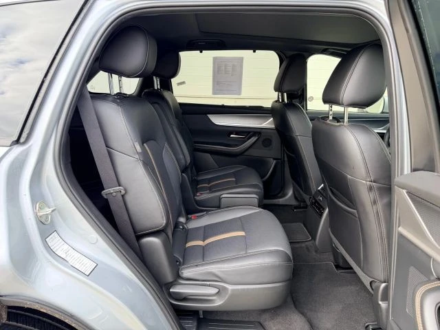 2025 Mazda CX-90 - Image 17 of 21