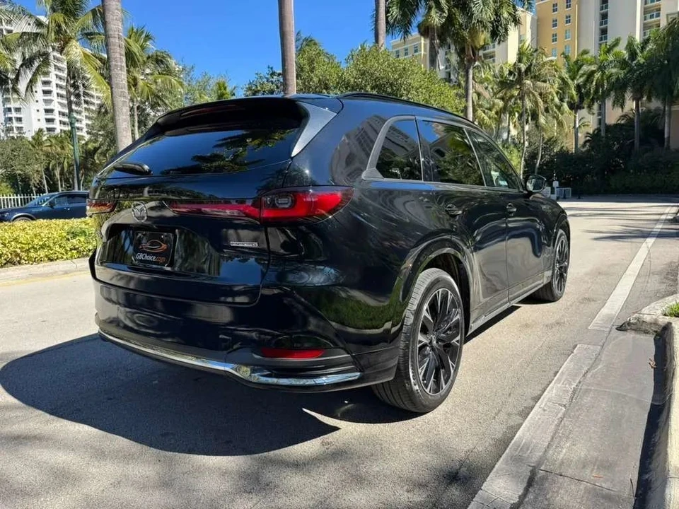 2025 Mazda CX-90 - Image 7 of 12