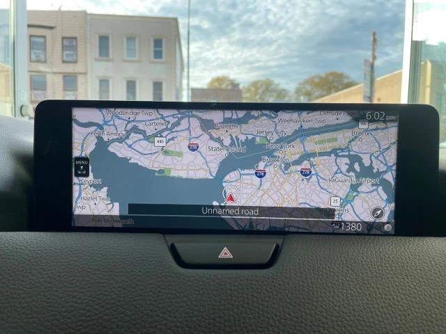 2025 Mazda CX-90 - Image 15 of 31