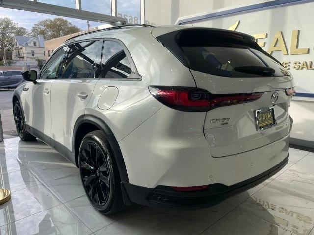 2025 Mazda CX-90 - Image 5 of 31