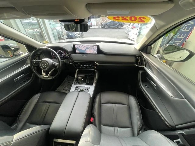 2025 Mazda CX-90 - Image 28 of 31