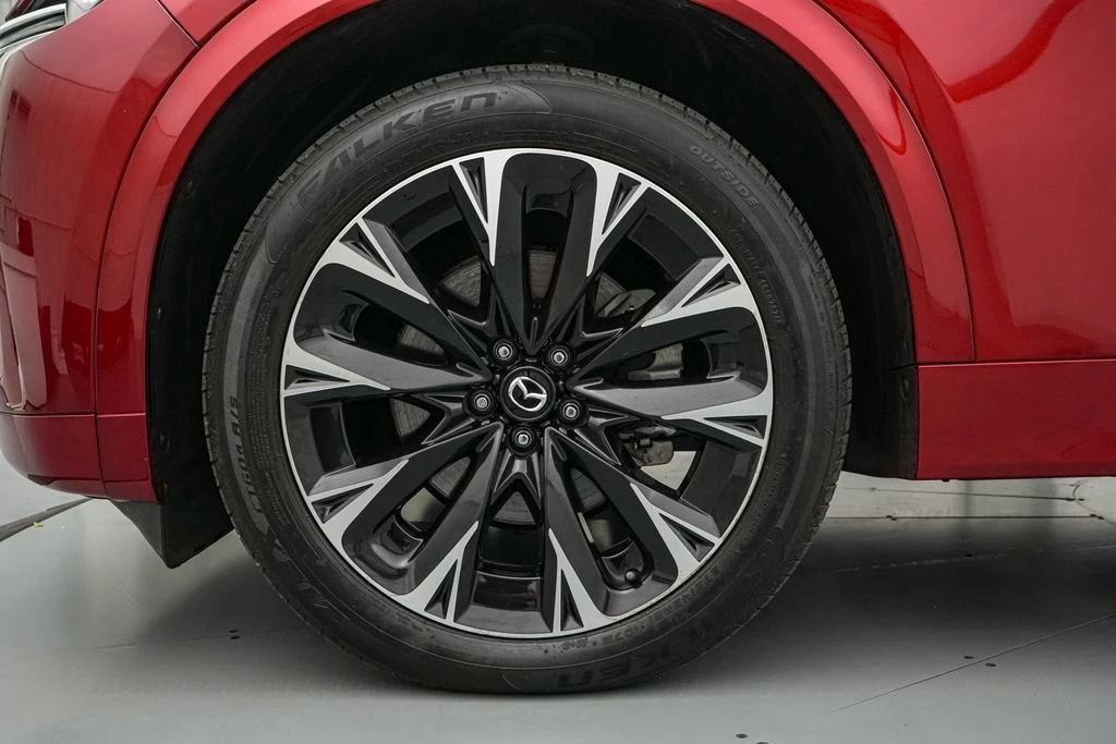 2025 Mazda CX-90 - Image 11 of 21