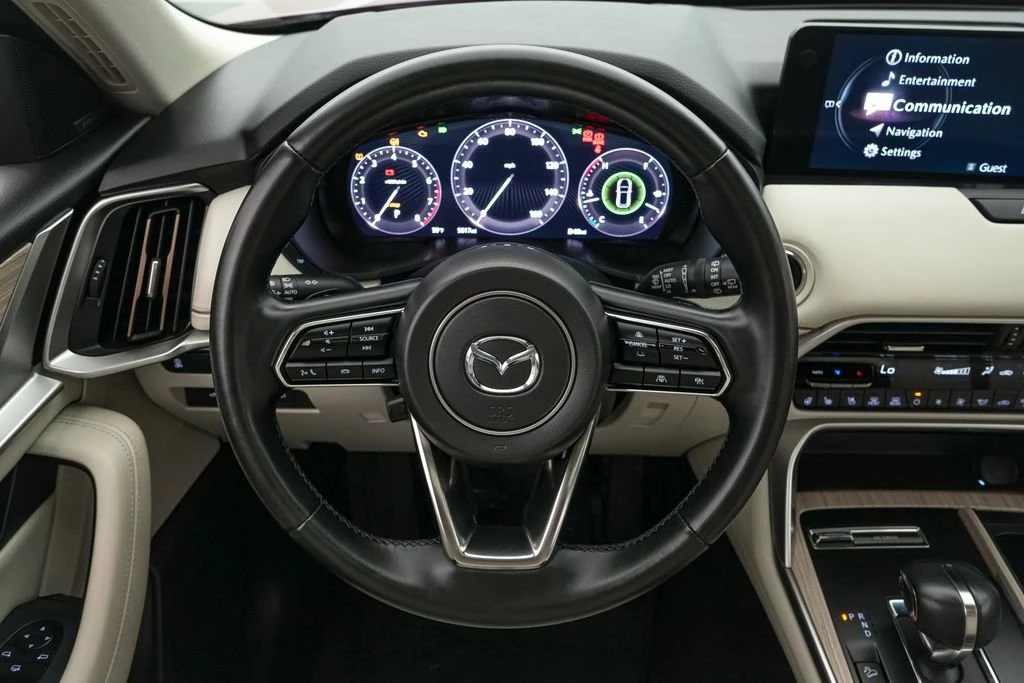 2025 Mazda CX-90 - Image 16 of 21
