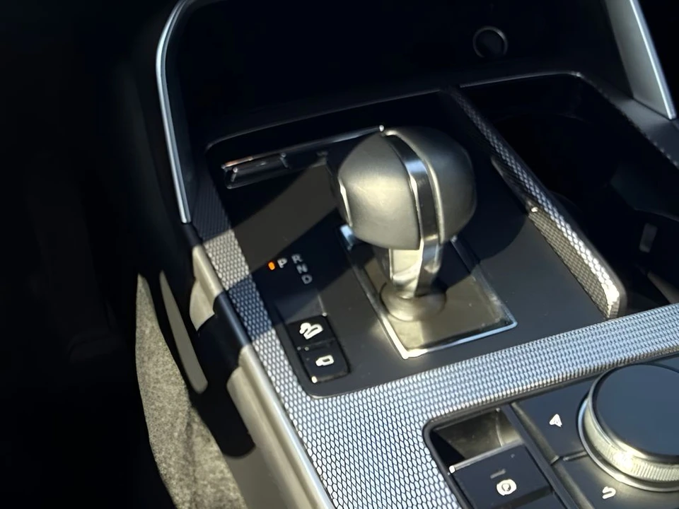 2025 Mazda CX-90 - Image 15 of 31