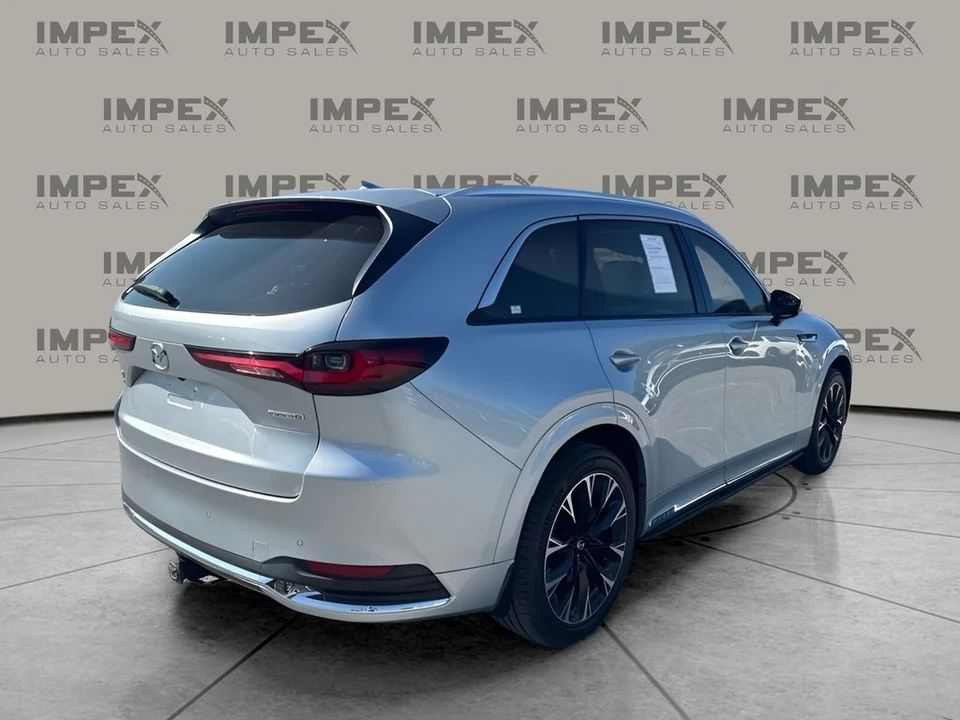 2025 Mazda CX-90 - Image 5 of 31