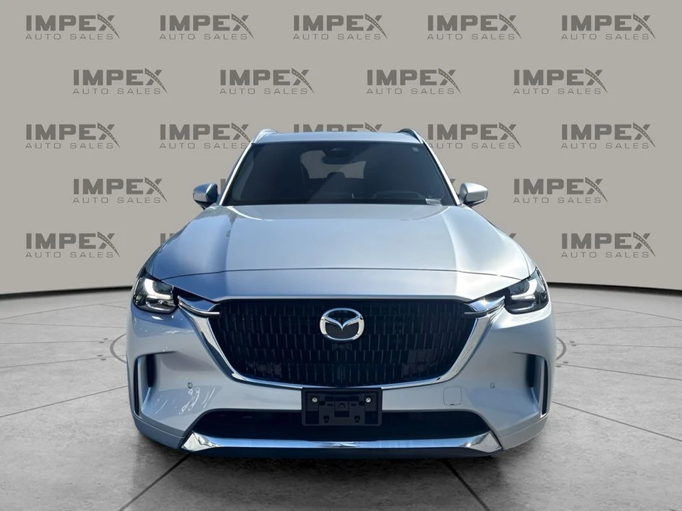 2025 Mazda CX-90 - Image 8 of 31