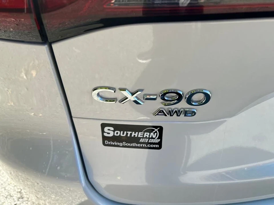 2025 Mazda CX-90 - Image 11 of 12