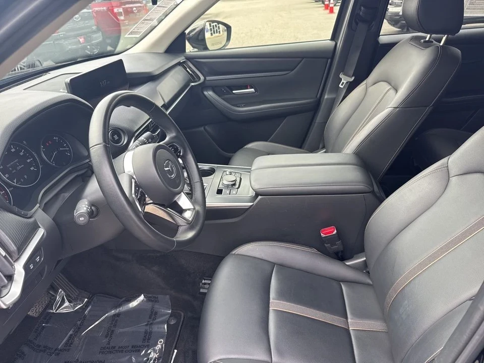 2025 Mazda CX-90 - Image 10 of 12